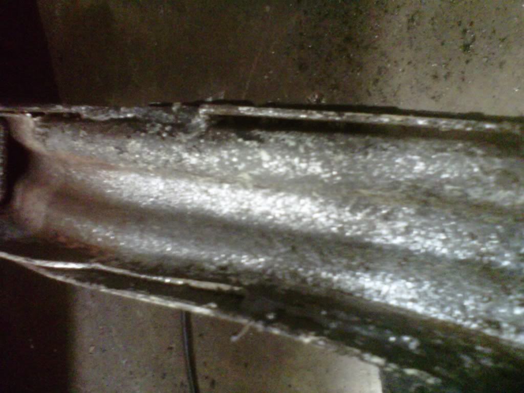 Name:  IMG00309-20110315-2109.jpg
Views: 271
Size:  81.6 KB