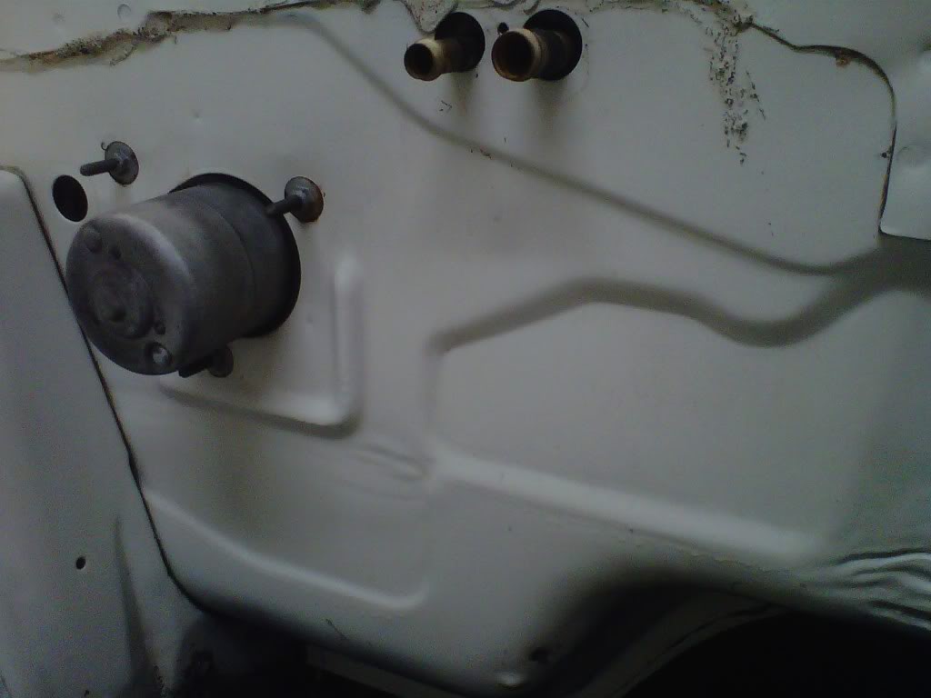 Name:  IMG00313-20110315-2209.jpg
Views: 242
Size:  52.0 KB