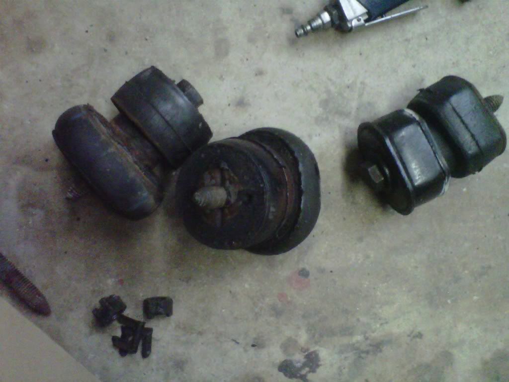 Name:  IMG00249-20110307-2212.jpg
Views: 260
Size:  70.9 KB