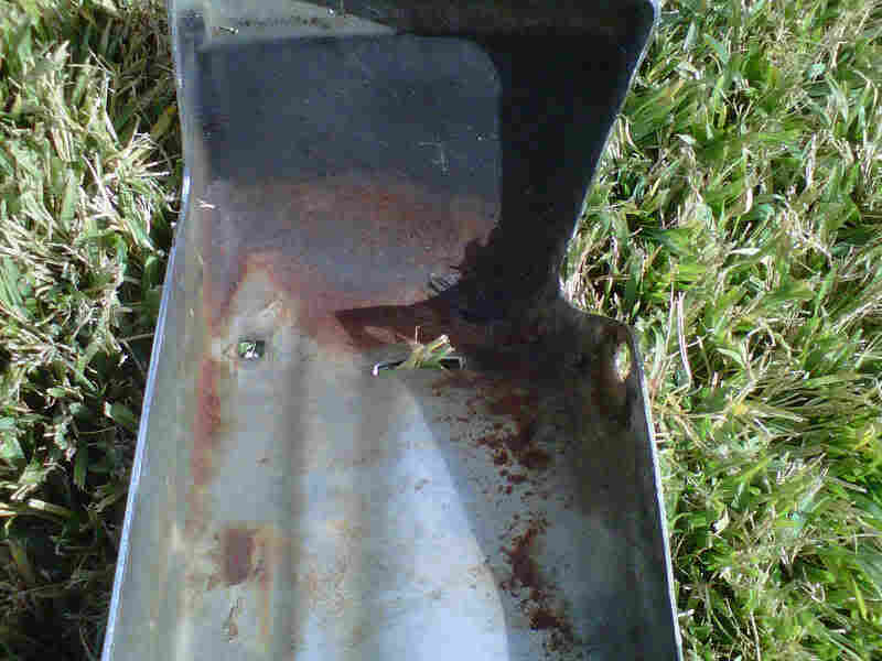 Name:  IMG00356-20101210-1240.jpg
Views: 196
Size:  34.5 KB