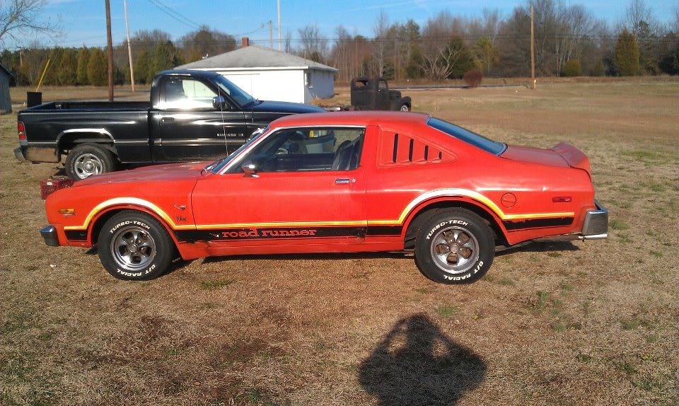 Name:  my1977volareroadrunner.jpg
Views: 454
Size:  162.3 KB