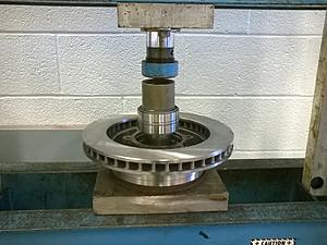 Dana 44 front hub assembly, round two-picture-3.jpg