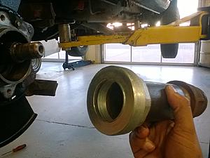 Dana 44 front hub assembly, round two-picture-5.jpg